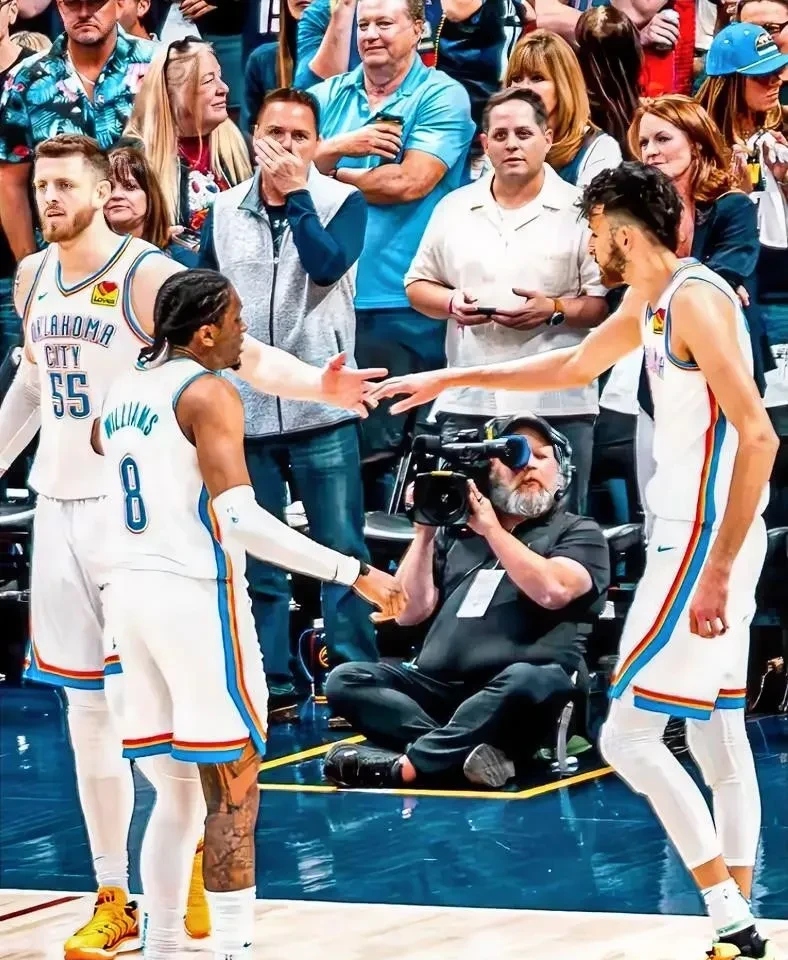 28quan- 佛罗伦萨对阵亚特兰大的比赛被推迟 