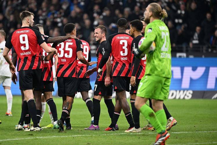 本菲卡冲刺阶段绝杀压哨，志在德国杯名次提升，更衣室稳定，阵容厚度经受考验的简单介绍