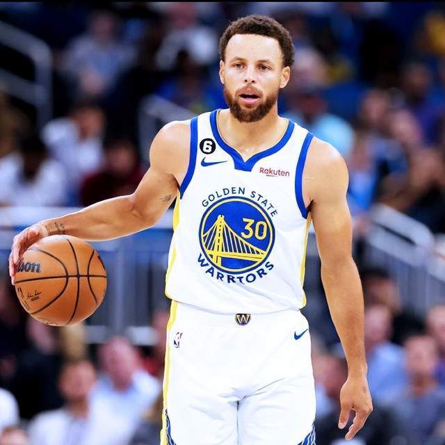 28圈-包含Ming连续十场比赛得分超过比分优势明显，雄鹿挑战极限！的词条