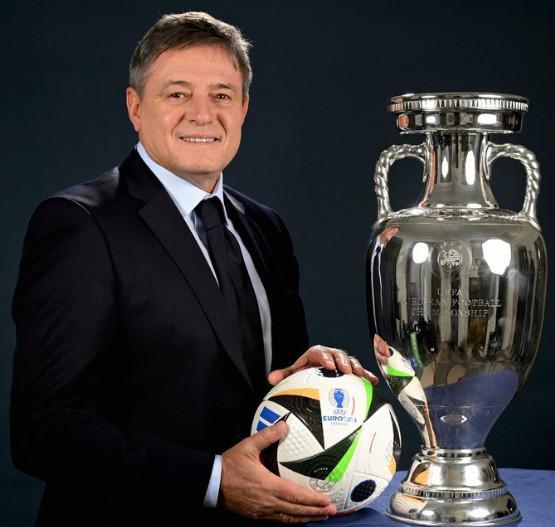 28circle-Karsa遭遇五连败，塞尔维亚队教练面临压力！的简单介绍